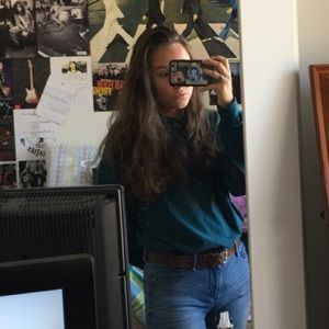 Meet your Posher, Andrea